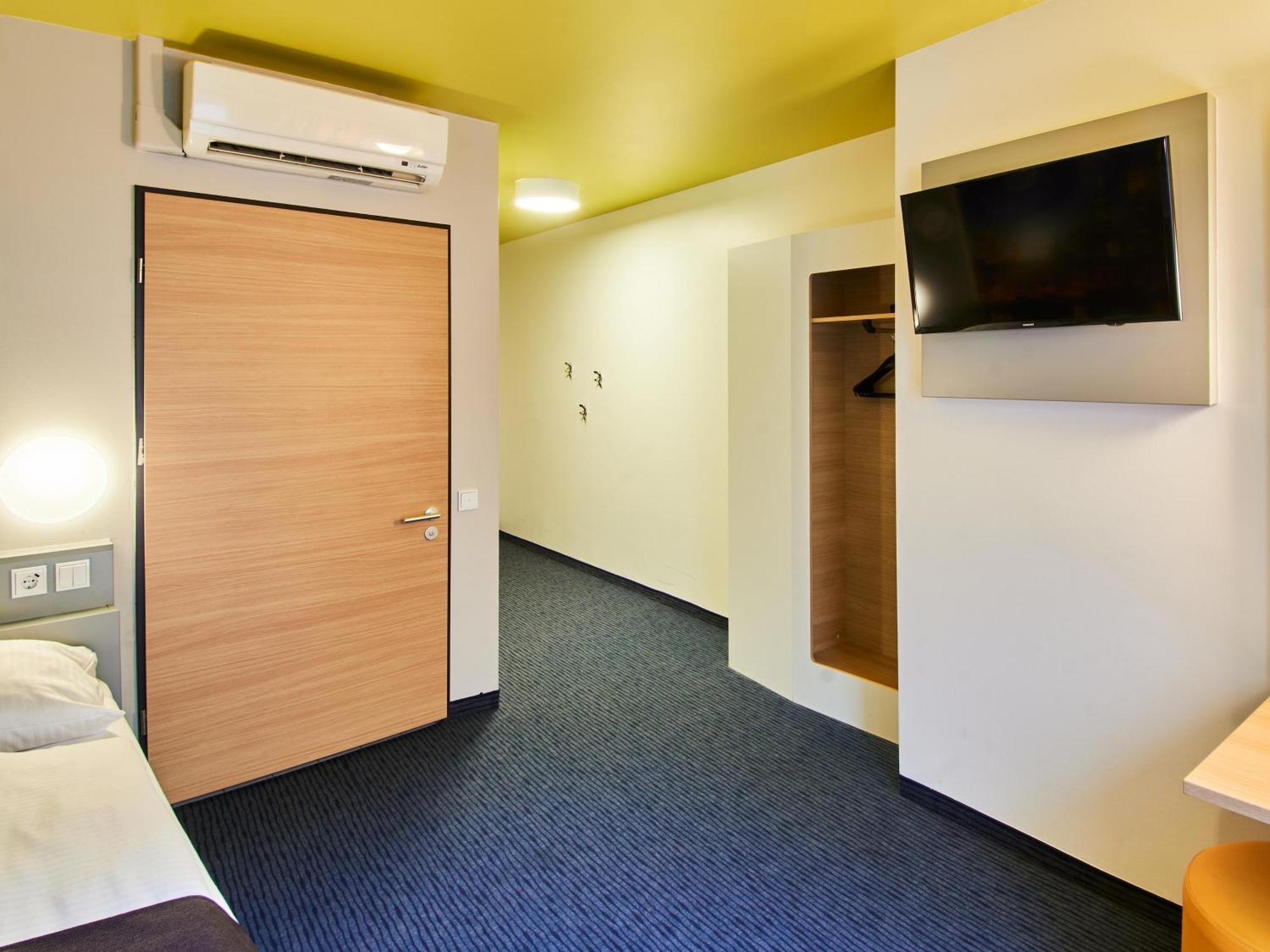 Frankfurt-hbf Hotel 3*